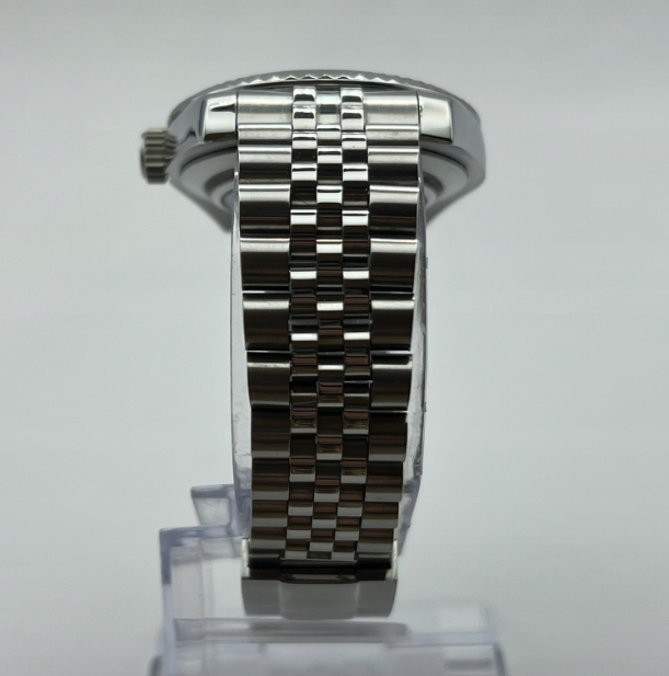 Seiko Roman Green Datejust Mod